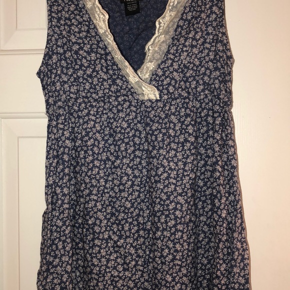 flowery dress - Picture 4 of 5